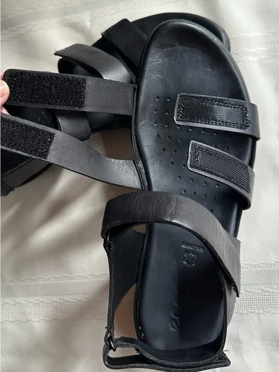 Ecco Black Triple-Strap Leather Sandals - Picture 10 of 12